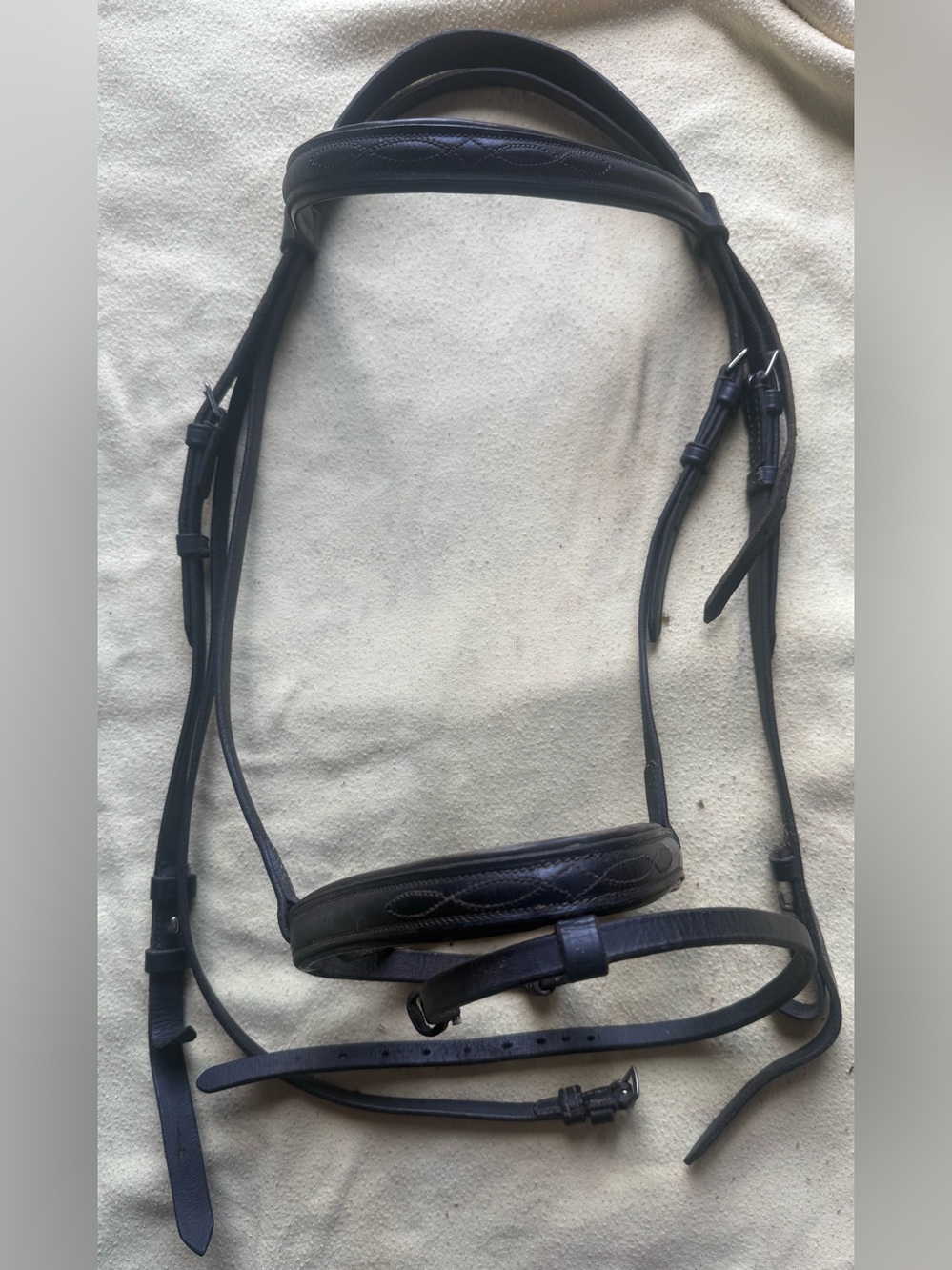 Oversized black fancy stitch flash bridle